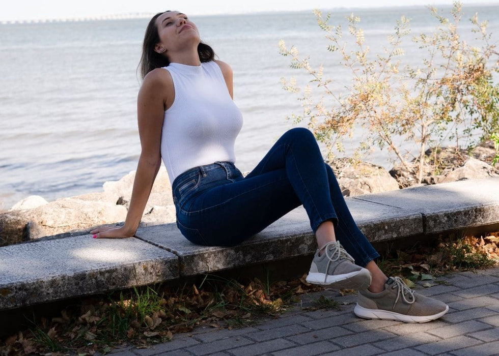 8000Kicks shoes Explorer V2 for Women Beige and Green Explorer V2 for Women Beige and Green