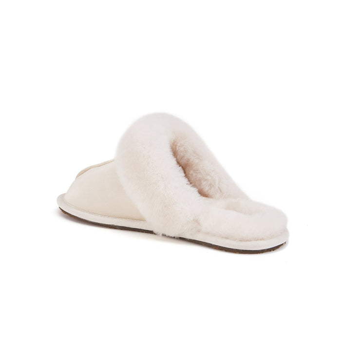 CLOSED MULE SATIN PALE