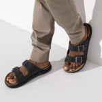 BIRKENSTOCK Sandals Arizona Rugged  Oiled Leather Black Arizona Rugged  Oiled Leather Black