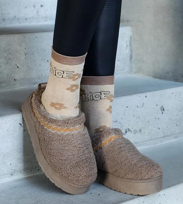 Tavelya Embroidered Winter Snow Boots