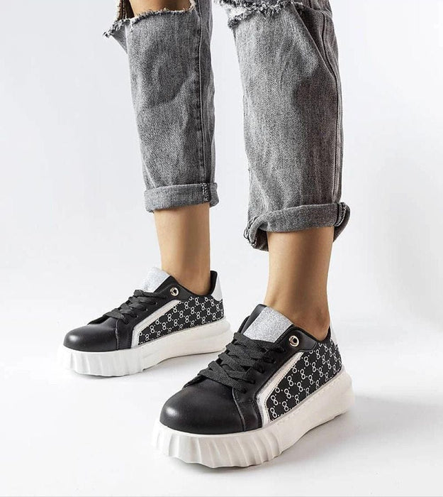 Varello Urban Platform Sneakers in Black