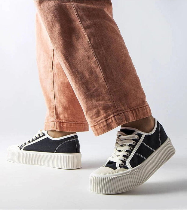 Castisca Black Fabric Platform Sneakers