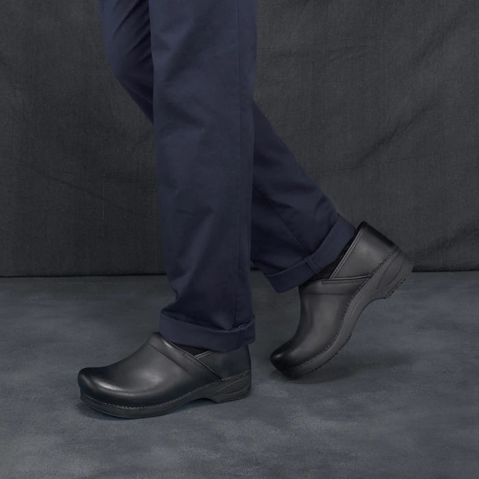 DANSKO clogs XP 2.0 Men's Black Burnished Nubuck XP 2.0 Men's Black Burnished Nubuck