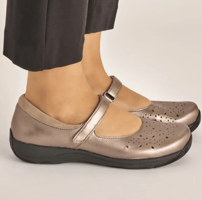 DANSKO Mary Jane Stacy  Metallic - Pewter Stacy  Metallic - Pewter