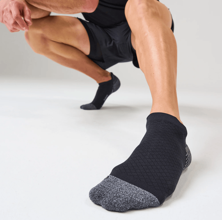 FEETURES SOCKS Plantar Fasciitis Relief Sock Light Cushion Tab Plantar Fasciitis Relief Sock Light Cushion Tab
