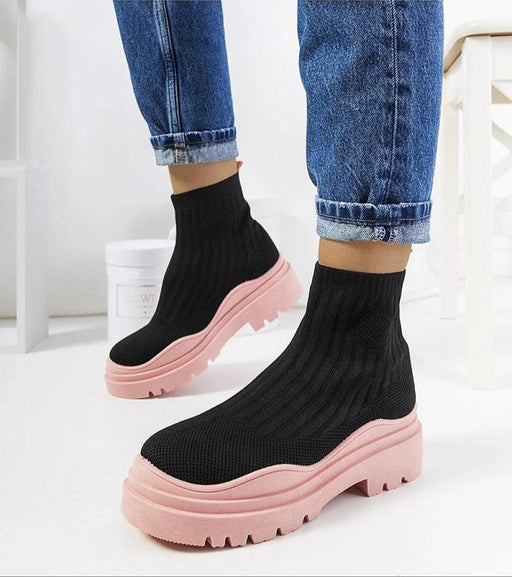 Ukrainian Vibe 5.5 Velaria Black & Pink Slip-On Sneakers Velaria Black & Pink Slip-On Sneakers