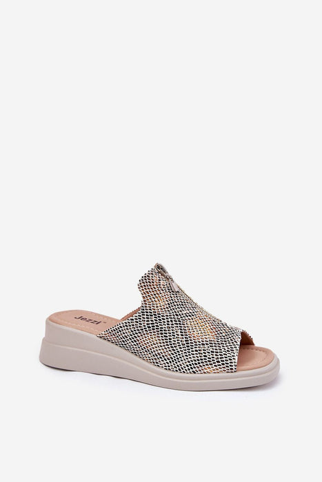 Ukrainian Vibe Arvenelle Buckle Accent Wedge Sandals Arvenelle Buckle Accent Wedge Sandals