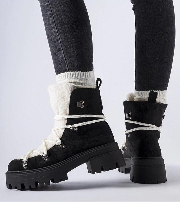 Ukrainian Vibe Perivana Lace-Up Winter Baggers Perivana Lace-Up Winter Baggers