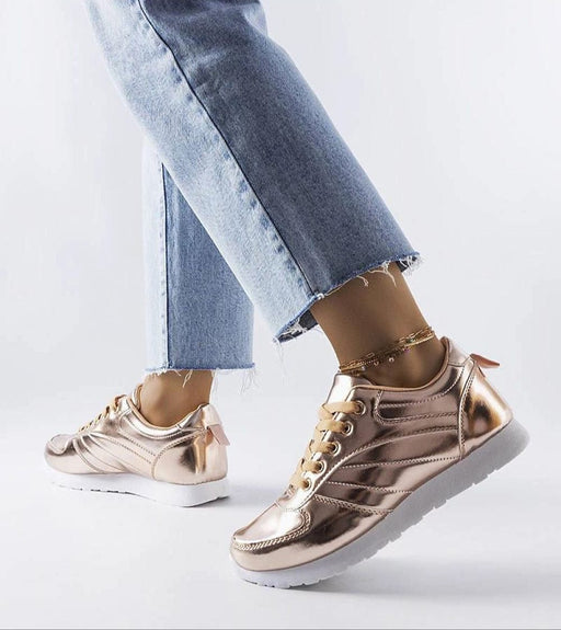 Ukrainian Vibe Quirayne Golden Low-Top Sneakers Quirayne Golden Low-Top Sneakers