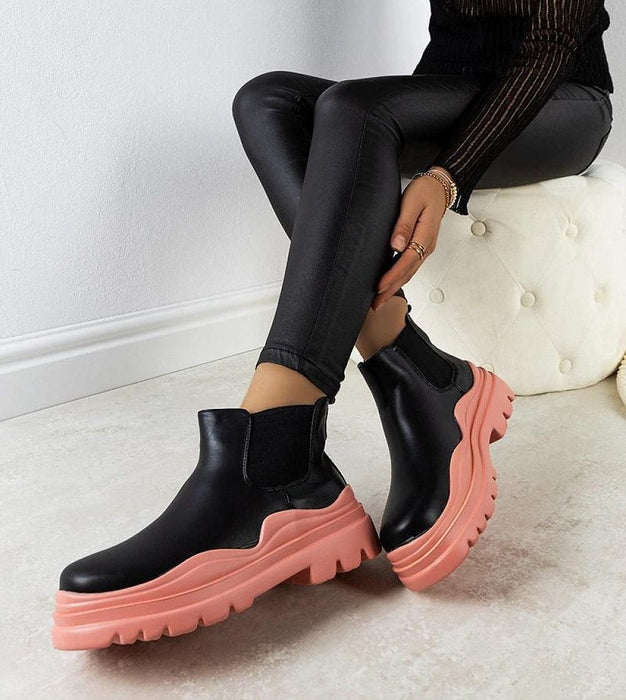 Ukrainian Vibe Ravela Black Boots with Pink Platform Ravela Black Boots with Pink Platform